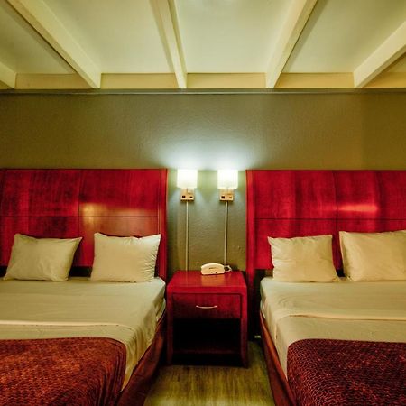 Clearwater Hotel Εξωτερικό φωτογραφία