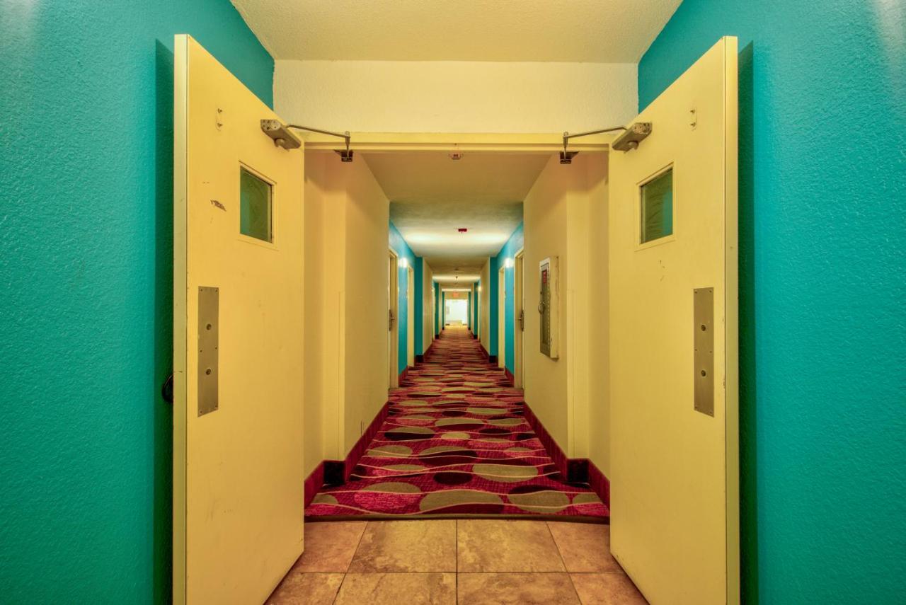 Clearwater Hotel Εξωτερικό φωτογραφία