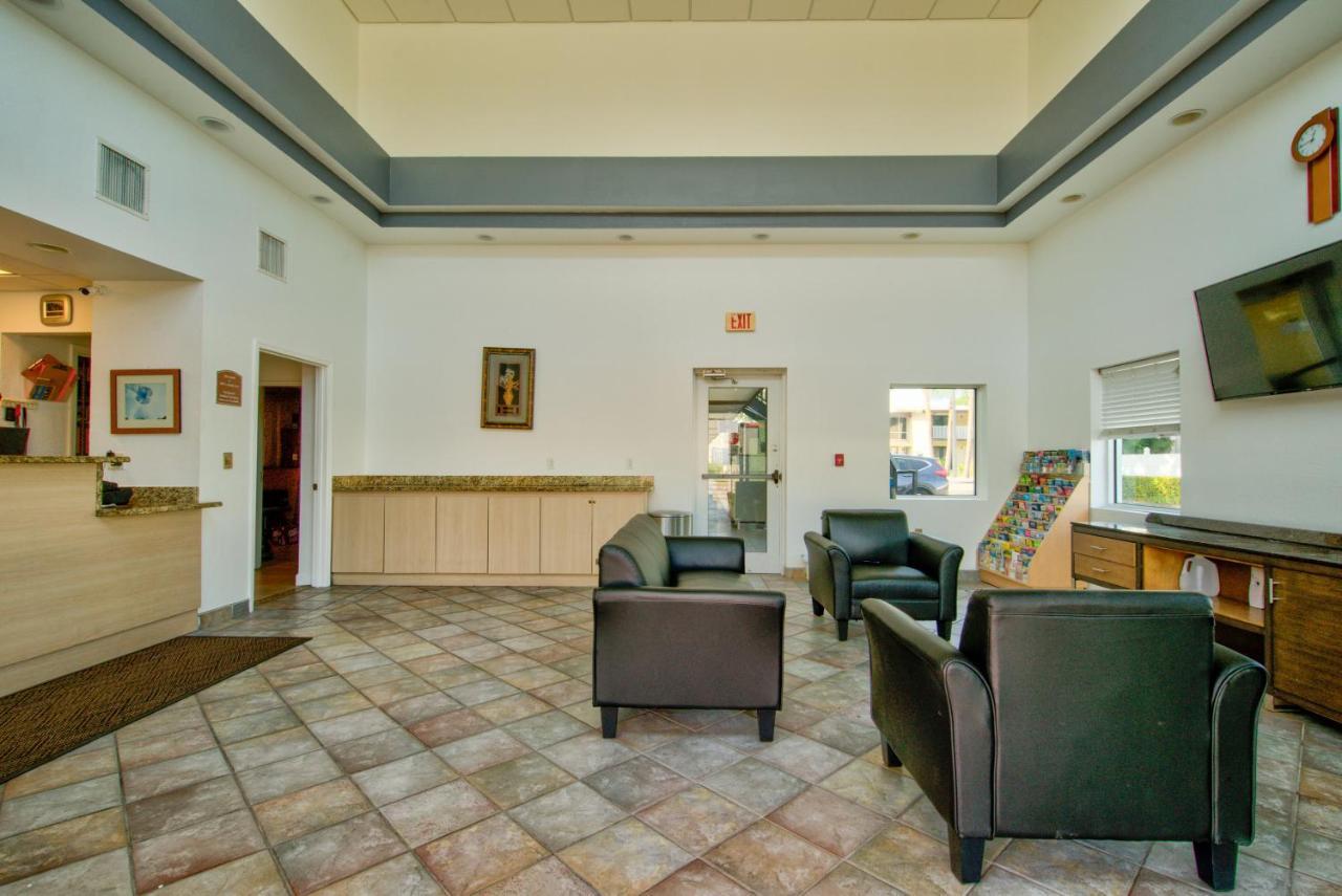 Clearwater Hotel Εξωτερικό φωτογραφία