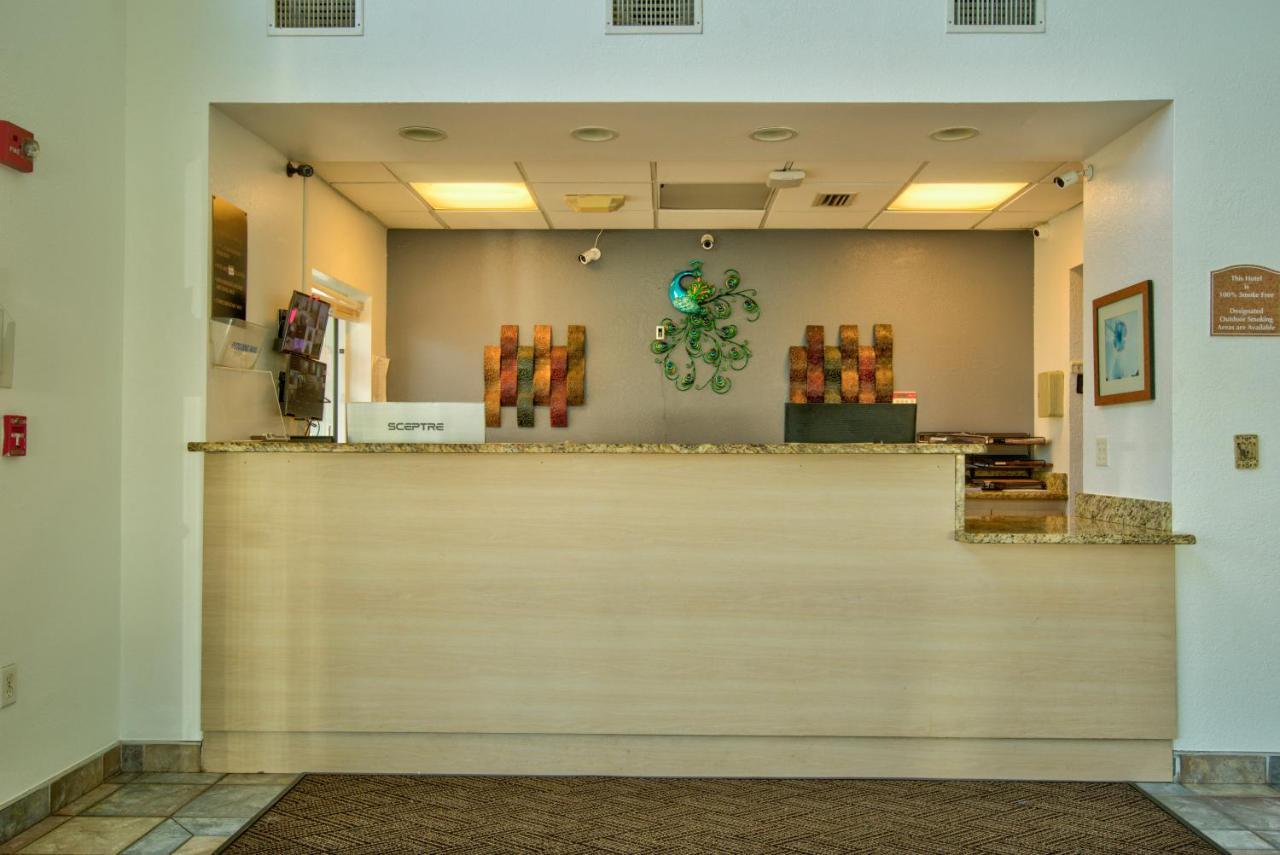 Clearwater Hotel Εξωτερικό φωτογραφία