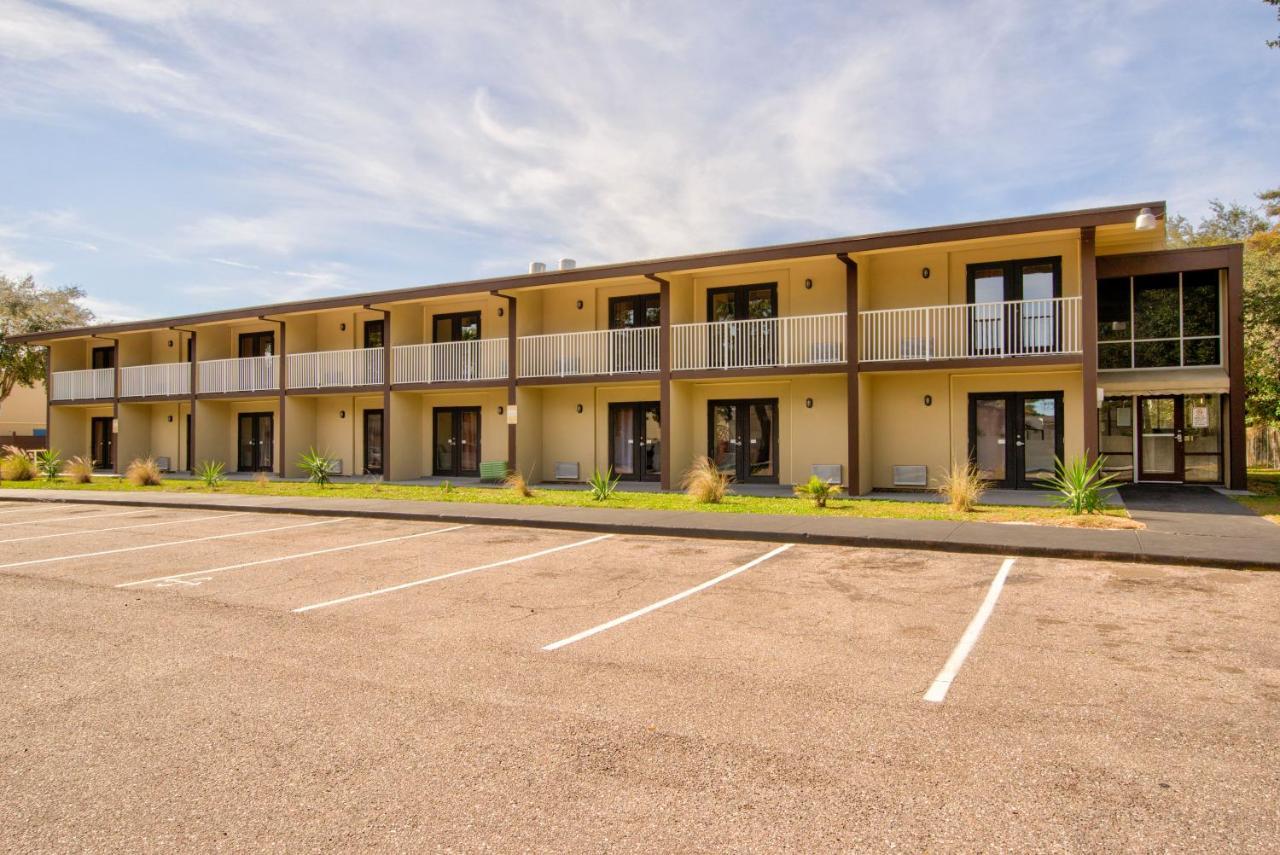 Clearwater Hotel Εξωτερικό φωτογραφία