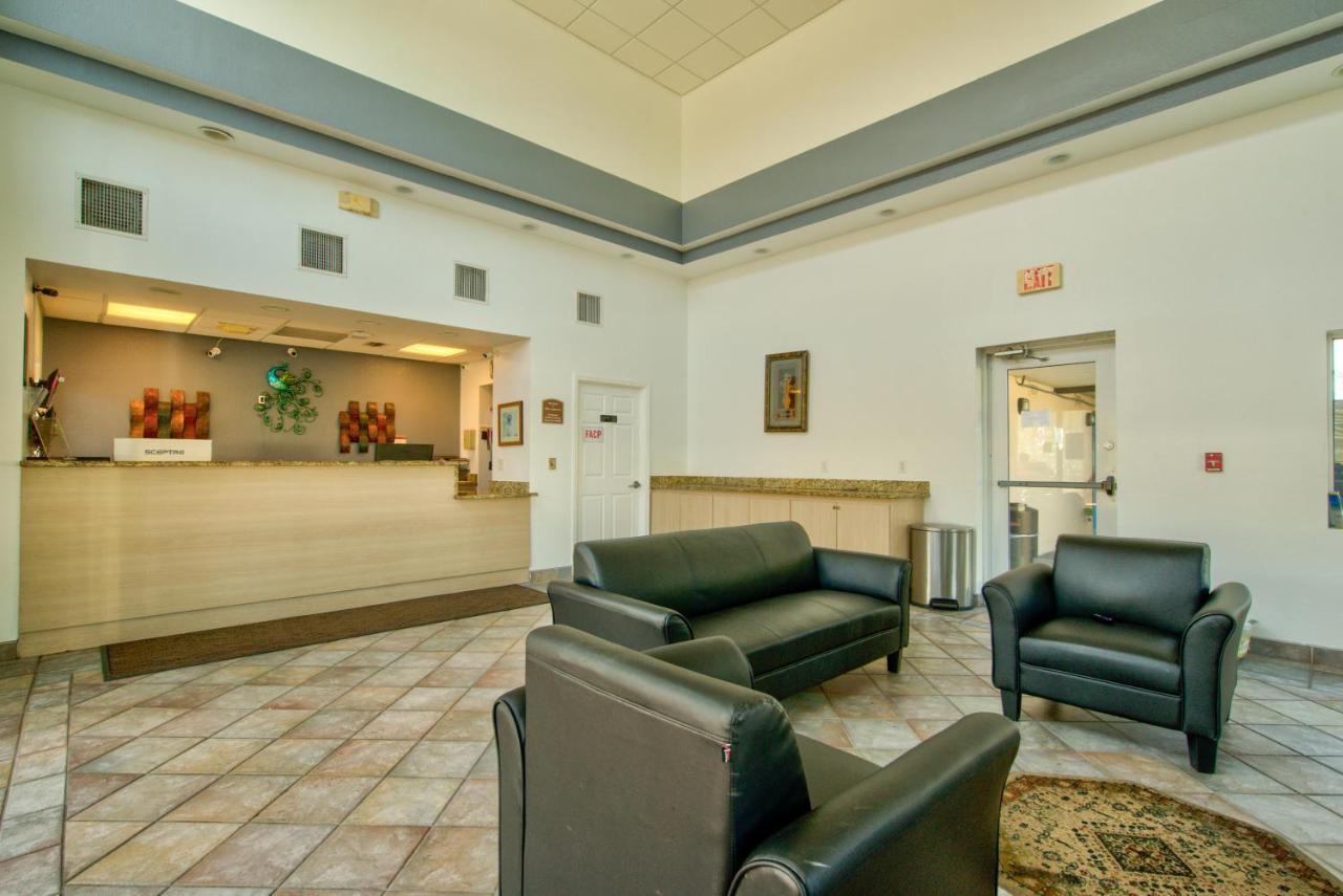 Clearwater Hotel Εξωτερικό φωτογραφία